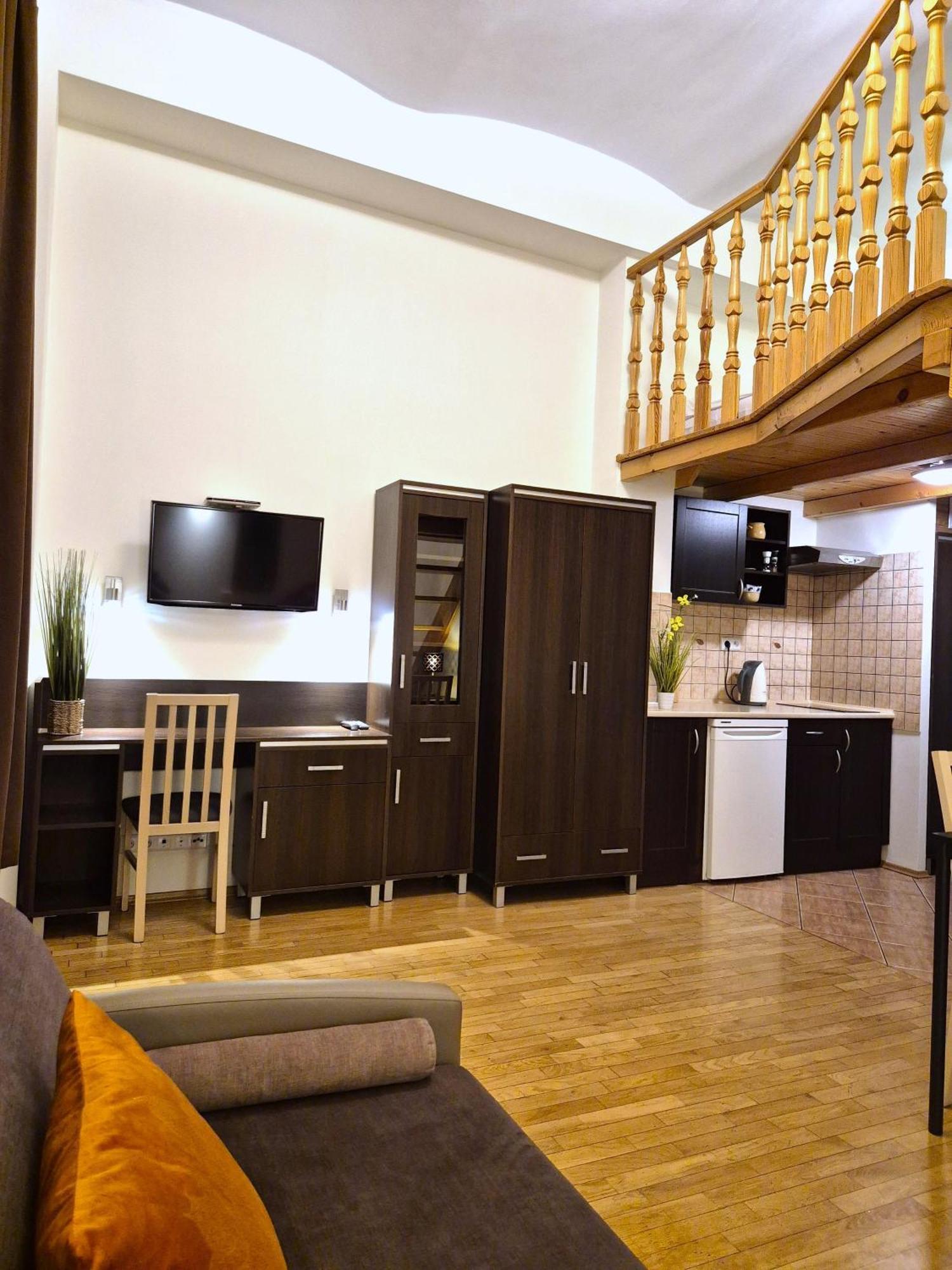 Safona - Pantheon Apartments Krasków Εξωτερικό φωτογραφία